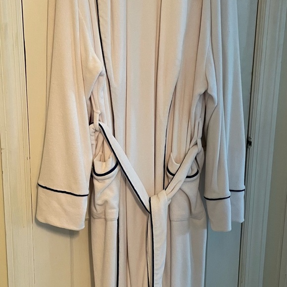 Disney Other - Disney Mickey White and Blue Robe